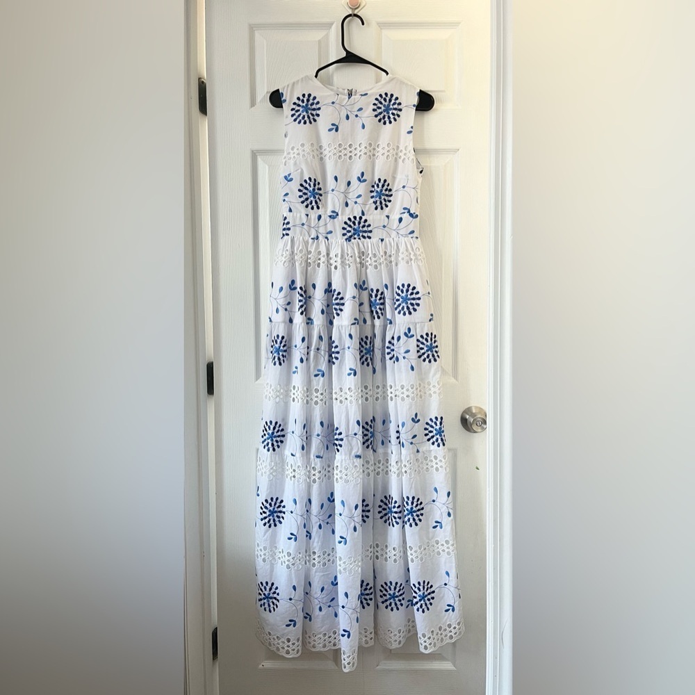 Meg White Blue Floral Eyelet Maxi Dress Extra Small - Picture 4 of 9